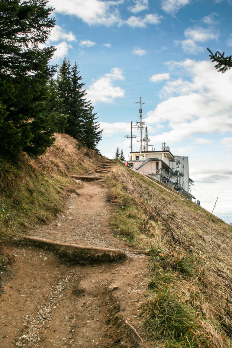 Wanderung von Oberammergau mit der Laberbahn zum Ettaler