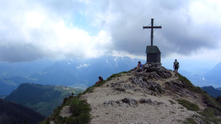 Auf dem Gipfel des Geigelsteins