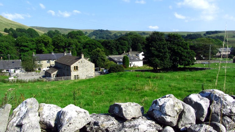 Die ersten Häuser von Malham