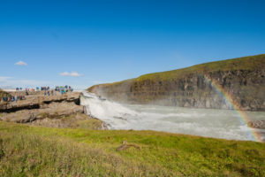 Der Hvítá und der Fels an den Wasserfällen