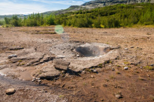 Der Litli Geysir. Man kann sich vorstellen, was Litli bedeutet