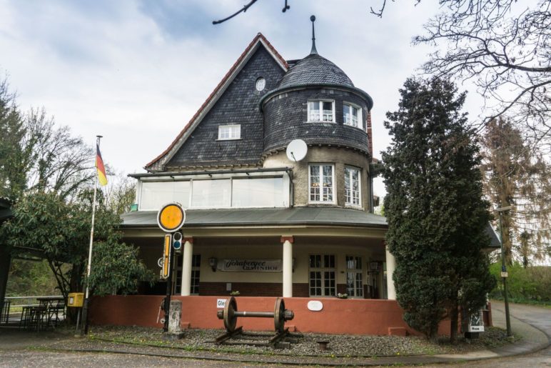 Mungstener Brucke Haus Mungsten Und Schwebefahre Auf Den Berg De