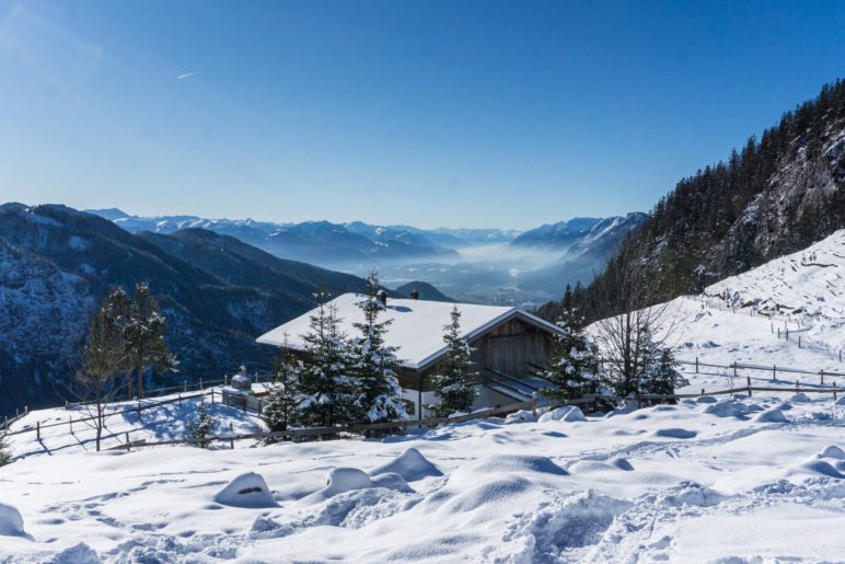 Der Ausblick von der Ritzau-Alm ins Inntal und nach Kufstein