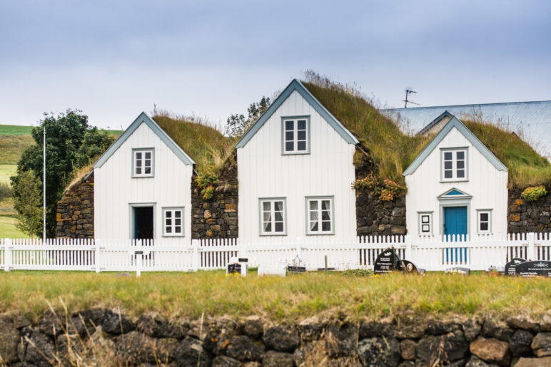 Die Grassodenhäuser von Grenjaðarstaður aufdenberg.de