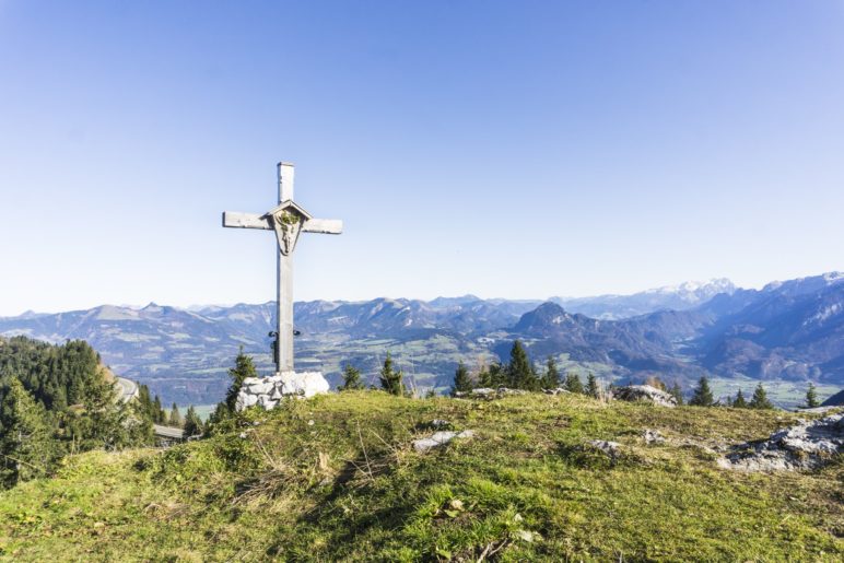 Auf dem Gipfel des Ahornbüchsenkopfs