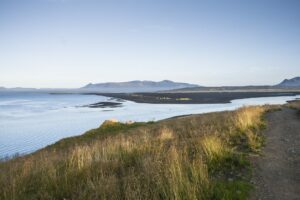 Ein Blick von oben über den Húnafjörður nach Süden