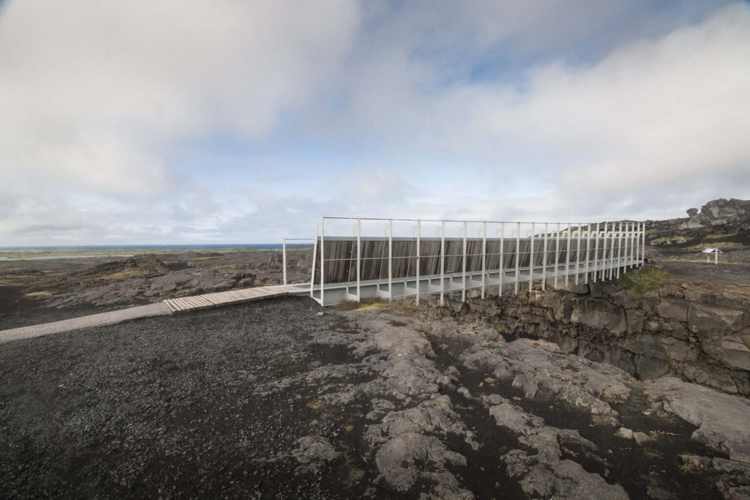 Die Brücke zwischen den Kontinenten  auf-den-berg.de