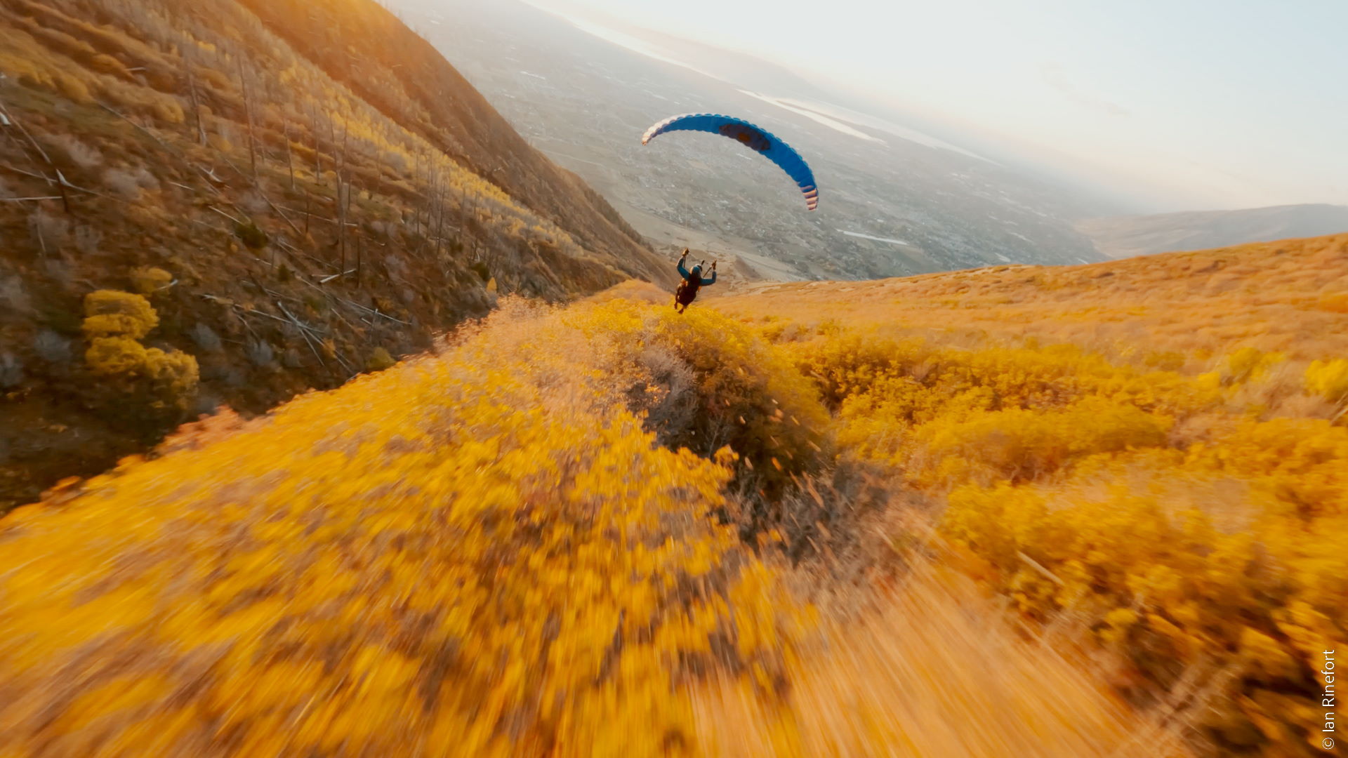 Helix Speedflying mit dem Paraglider - Foto: Ian Rinefort