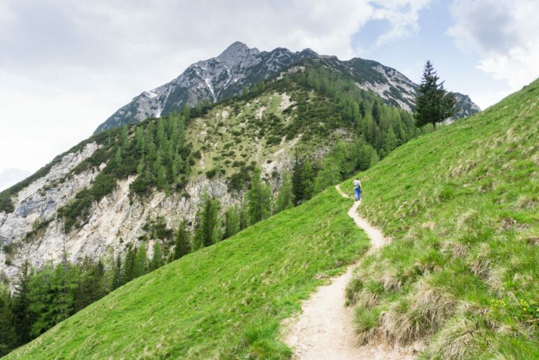 Das 2150 Meter hohe Falzthurnjoch steht direkt vor uns