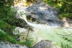 Ein kleiner Wasserfall