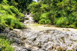 Aschauer Klamm, wieder einmal eine schöne Rastmöglichkeit am Wasser