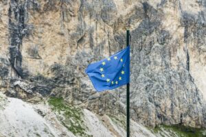 Die Hütte steht fast genau auf der Grenze zwischen Nord- und Südtirol, Österreich und Italien. Eine europäische Hütte